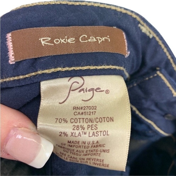 PAIGE Roxy Cropped Diagonal Raw Hem Size 25 - Picture 5 of 6